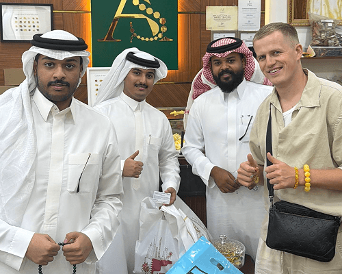 Aless Amber customers