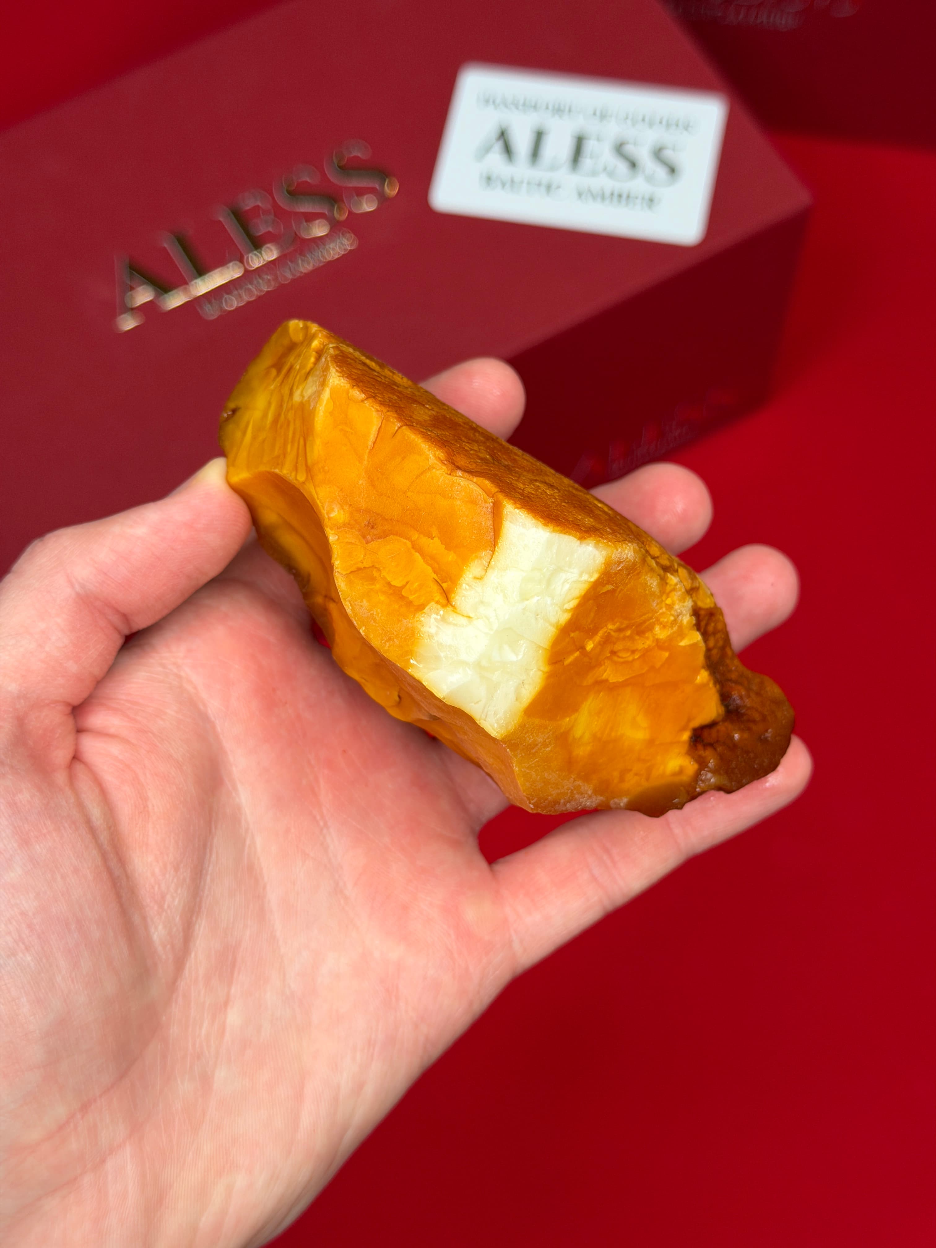 Tiger Stone 164g - Natural Baltic Amber Material - 1