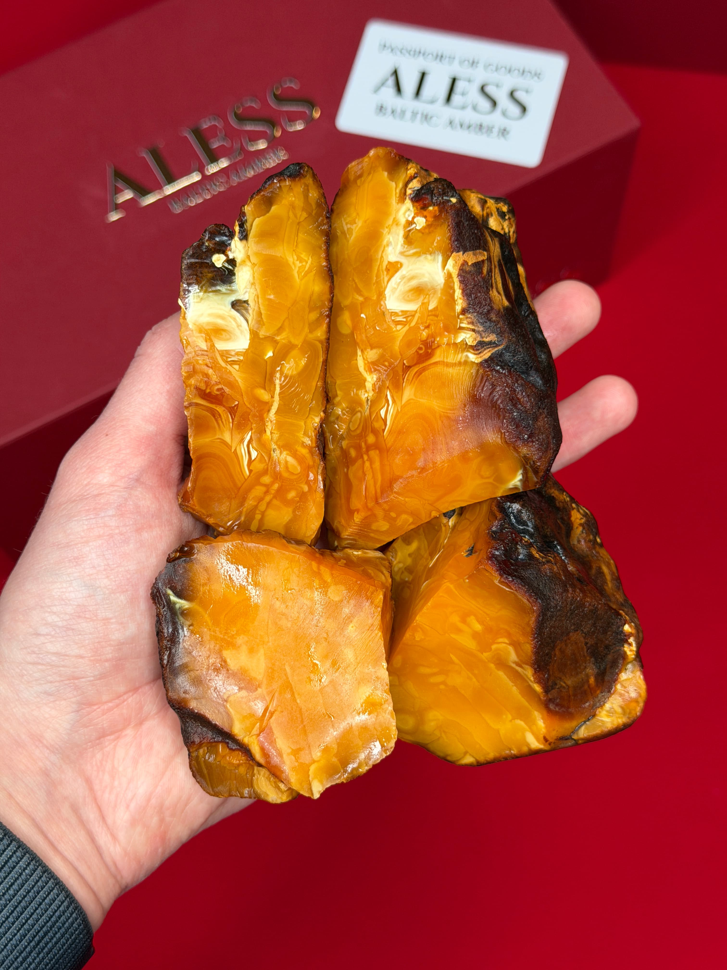 Tiger Stone 321g - Natural Baltic Amber Material - 1